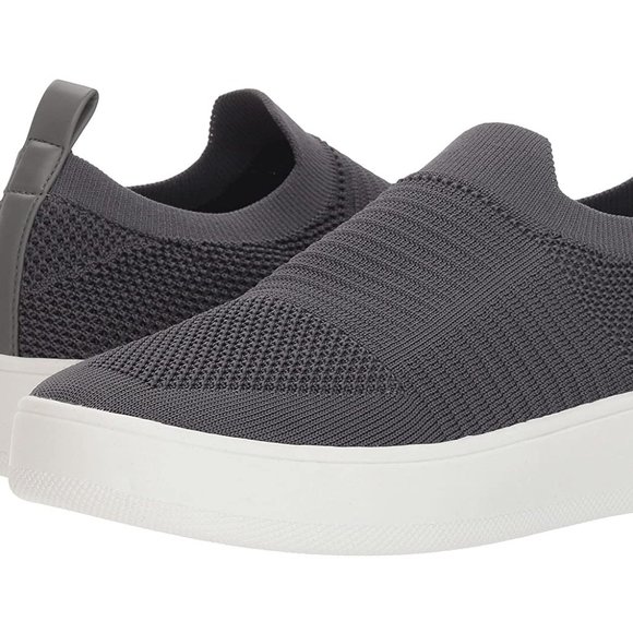 Steve Madden Shoes - STEVE MADDEN BEALE GRAY SLIP ON SNEAKER SHOES 9